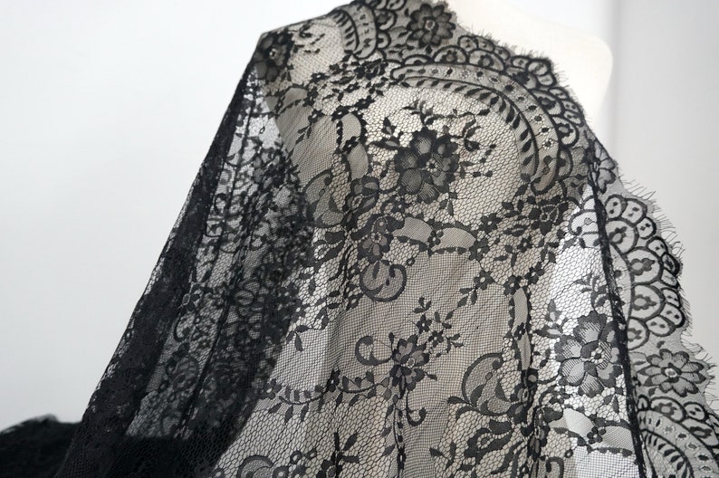 Black Chantilly Lace Delicate Floral Scalloped Eyelash Fabrics | Etsy