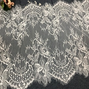 Adorno de encaje festoneado francés suave para birrete de novia, velo de mantilla, vestidos y camino de mesa de encaje.
