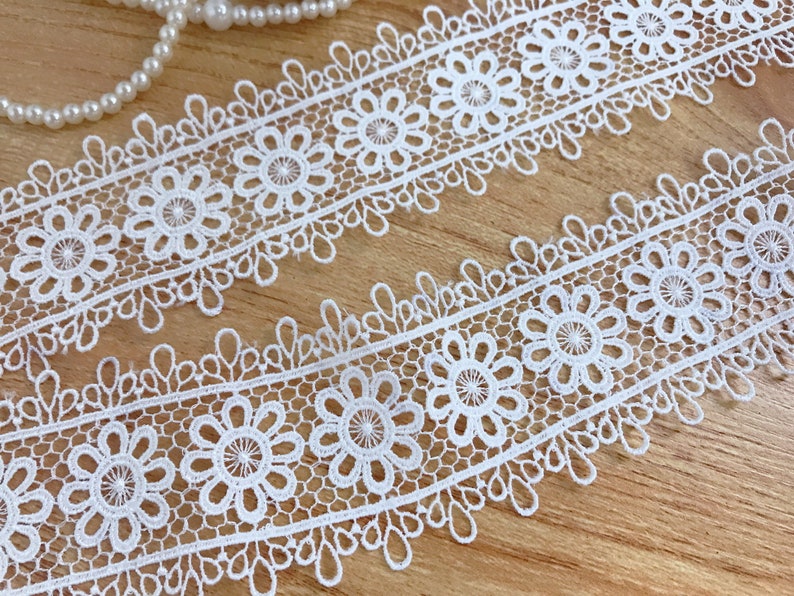 White Venice Lace Trim for Lace Headbands, Wedding Garters, Veils, Costume design zdjęcie 3