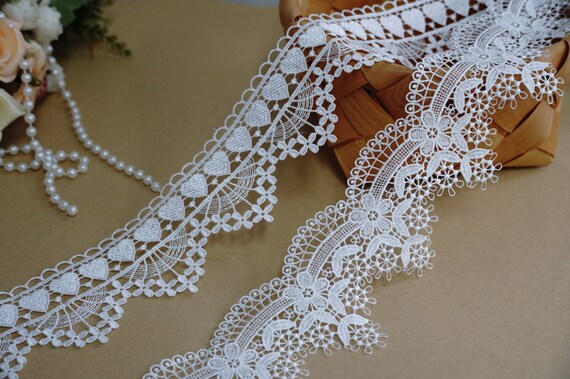 White Venice Flower Scalloped Lace Trim for Bridal Necklace, Lace