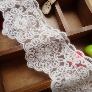Off White Scalloped Embroidery Lace Trim Bridal Wedding Lace Craft Supplies 1 Yard
