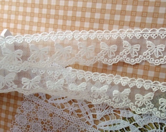 1.38&quot; Wide Pretty White Embroidery Lace, Cotton Lace Trim, Bow Lace Trim, Hair Bow Lace