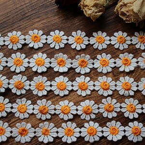 Daisies Trim, Flower Trim Lace, Off white and Orange Flower, Flower Applique Lace, Headband or Scrapbooking Accessories image 3