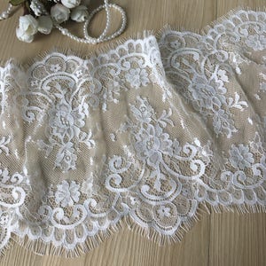 NEW Chantilly Lace Trim in Ivory for Weddings Bridal Veils - Etsy