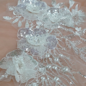 Aplique de costura de flores 3D com miçangas em branco-sujo para dança lírica, vestido de florista, acessórios para vestidos de noiva