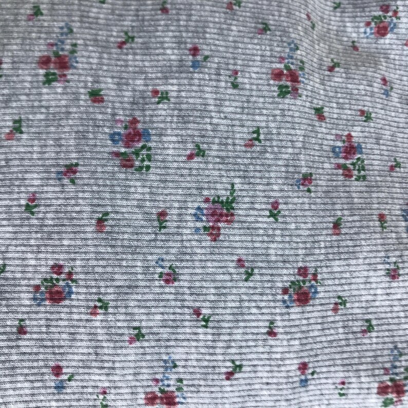 Tessuto a maglia elasticizzato con coste in spandex di cotone floreale vintage, tessuto per magliette e abiti lunghi con motivo a rose, tessuto per tappezzeria, tagliato su misura immagine 12