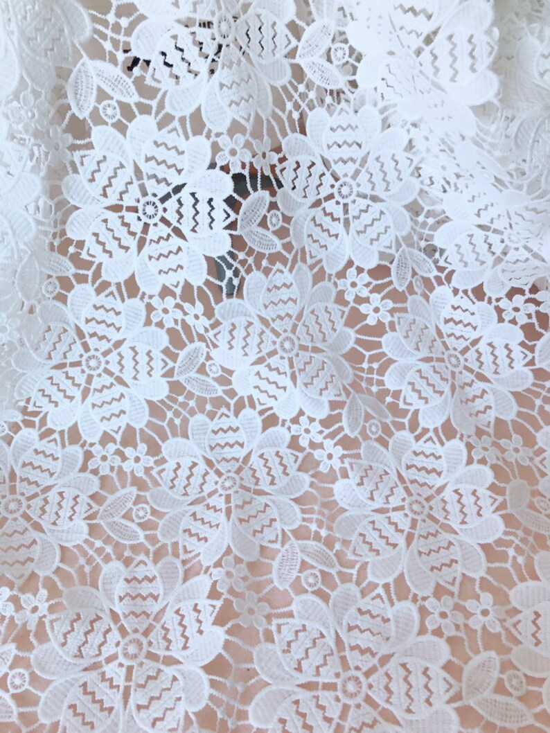 White Guipure Lace Fabric by the Yard Retro Circle Flower Etsy