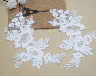 Off white Lace Flower Applique, Bridal Appliques, Wedding Lace Applique, One pair