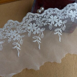 Bordure en dentelle florale de mariage en dentelle brodée festonnée blanche pour mariée, pochette, sac à main, poignets, vêtements image 3