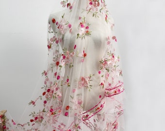 Gorgeous Lace Embroidered Floral Fabric Soft Tulle Lace Fabric for Dress Veil Apparel Fabrics Supply