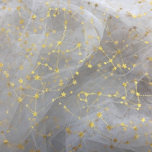 Gebrochen weißer Tüll Stoff, Gold bedruckter Stern Muster Stoff, Dessous Tüll Stoff, Abendkleid Tüll