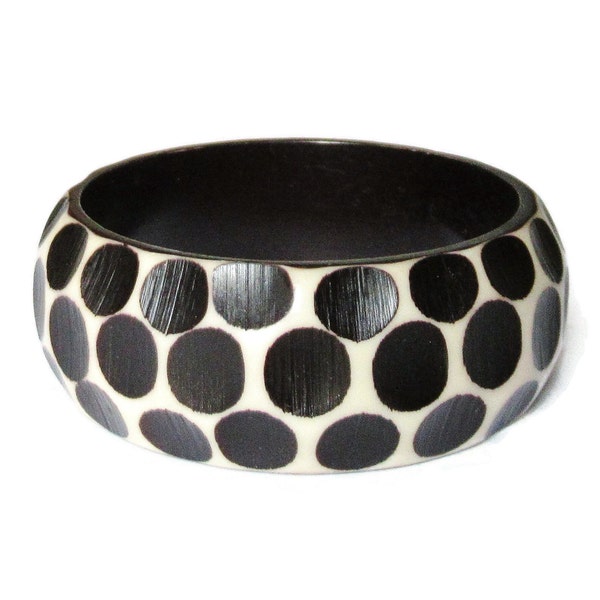 Black & Beige Bangle Carved Effect Spots Spotty Spotted Cuff