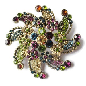 Rhinestone Star Shaped Brooch Domed Flower Statement Vintage Pin