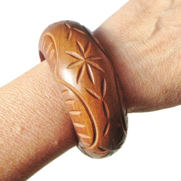 Carved Wooden Bangle Chunky Wood Ethnic Style Cuff