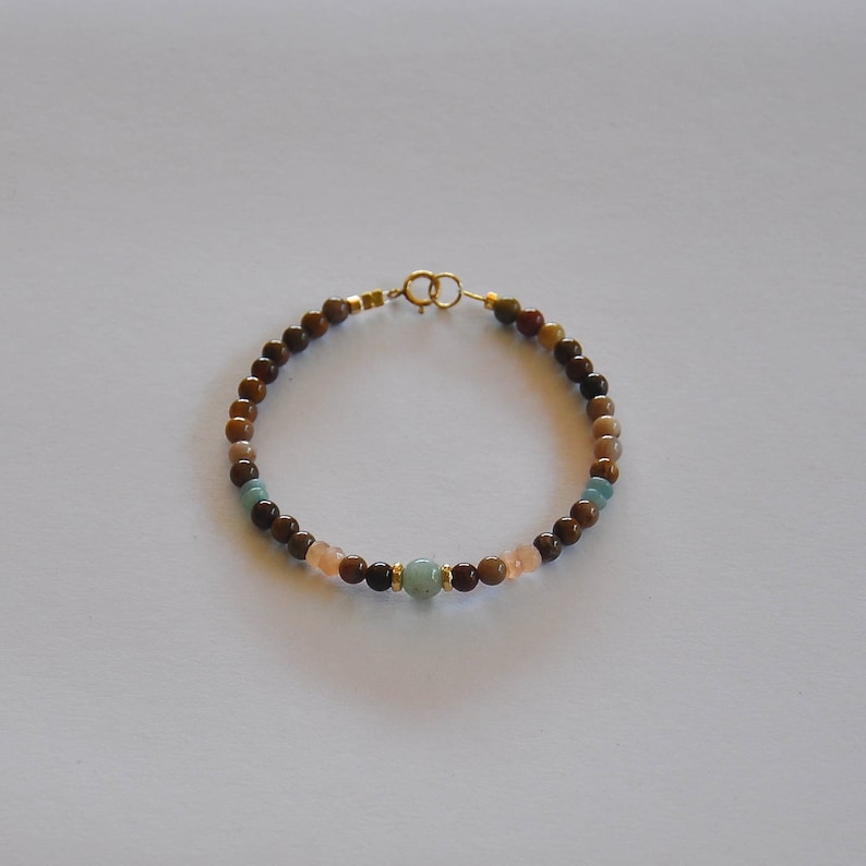 fine jaspes stones gold-plated pearls amazonites and moonstones: Model Laili Fancy boho spirit bracelet for women