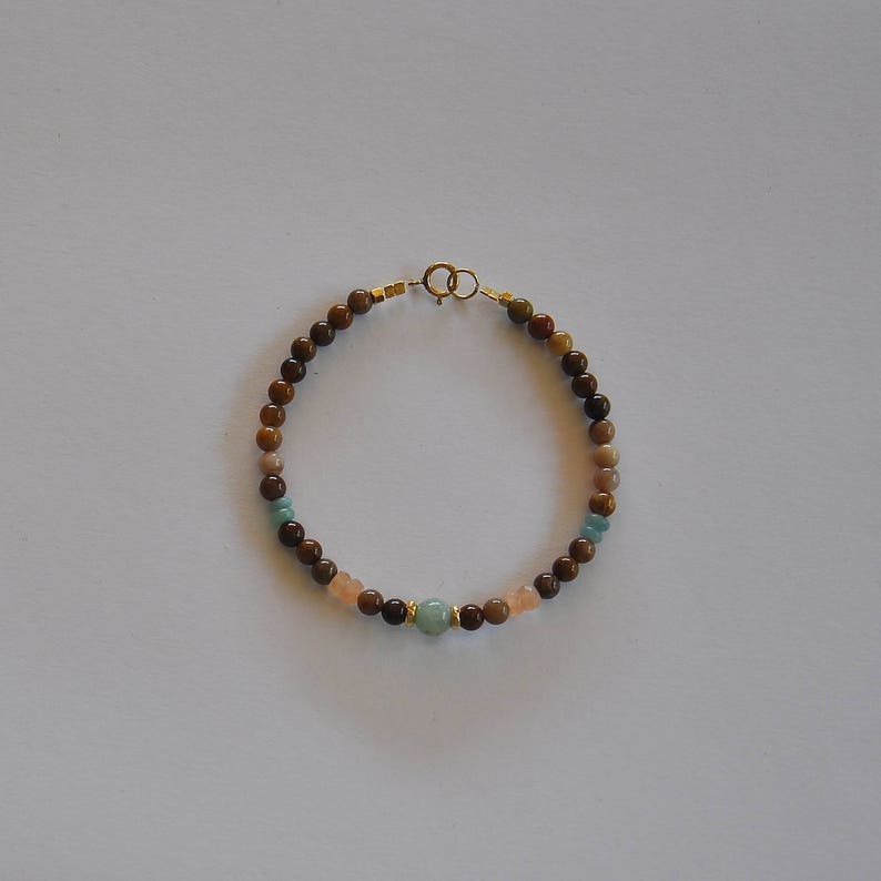 fine jaspes stones gold-plated pearls amazonites and moonstones: Model Laili Fancy boho spirit bracelet for women