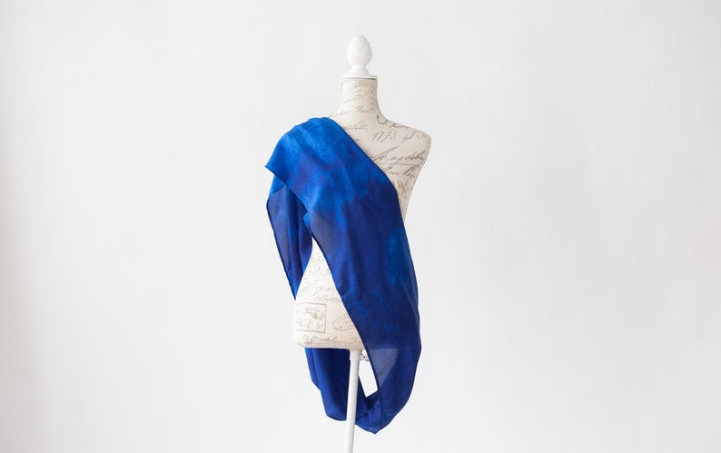 Royal Blue circle scarf, infinity royal blue silk scarf, gift for mom image 7