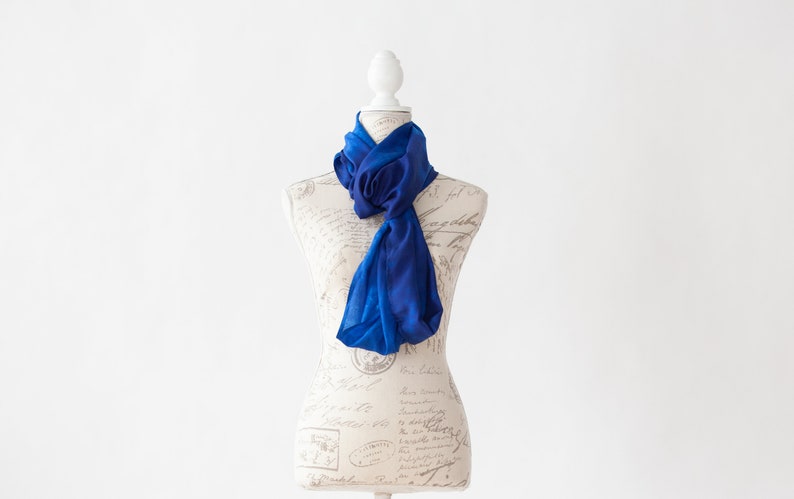 Royal Blue circle scarf, infinity royal blue silk scarf, gift for mom image 9