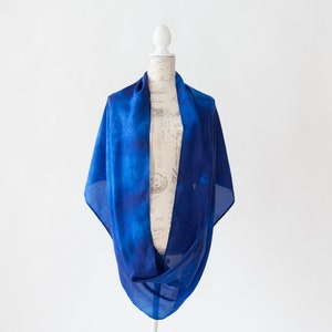 Royal Blue circle scarf, infinity royal blue silk scarf, gift for mom image 6