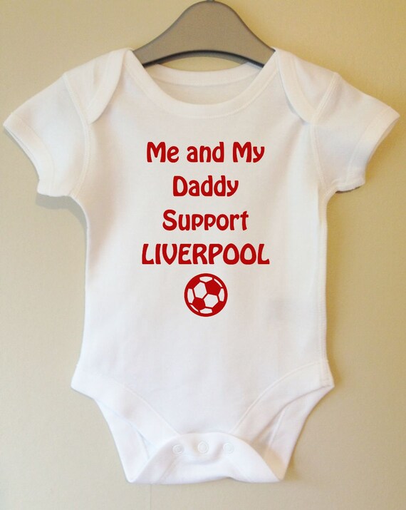 Top Dribbler for Liverpool Football Baby Bib and Hat Set 100/% Cotton Baby