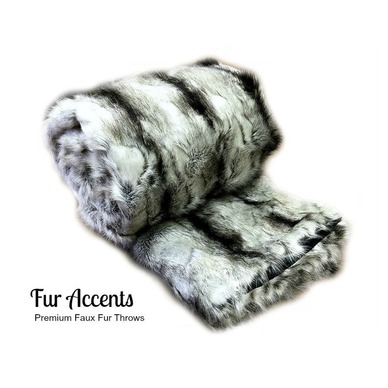 Super Soft Rabbit Exotic Gray Chinchilla Black Gray Off White Stripe Throw Blanket Premium Faux Fur Minky Cuddle Fur Lining -