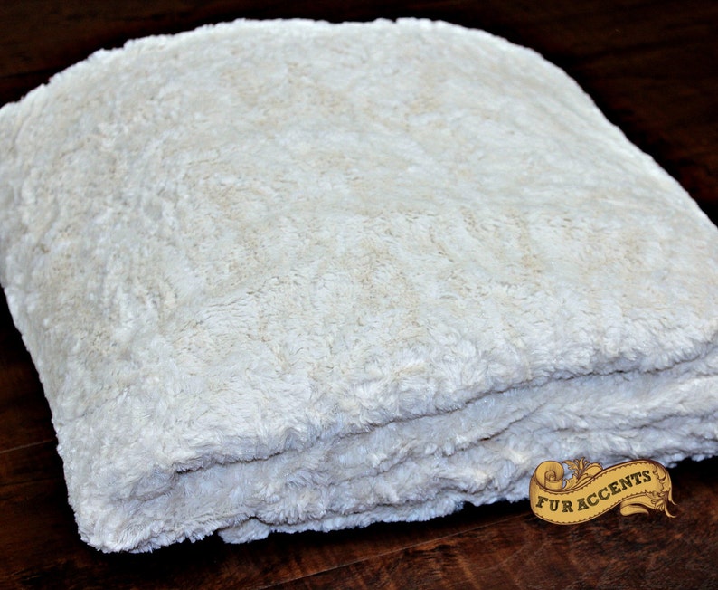 Chenille Vintage White and Chocolate Brown Minky Fur Crushed Velvet Minky Cuddle Fur Bedspread Throw Blanket REVERSIBLE