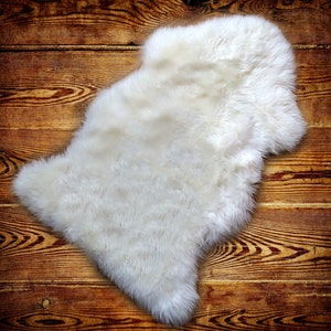 Shaggy Faux Fur Sheepskin Throw Rug - White Shag - Fake Sheep Area Carpet - Accent Throw - Plush Pelt