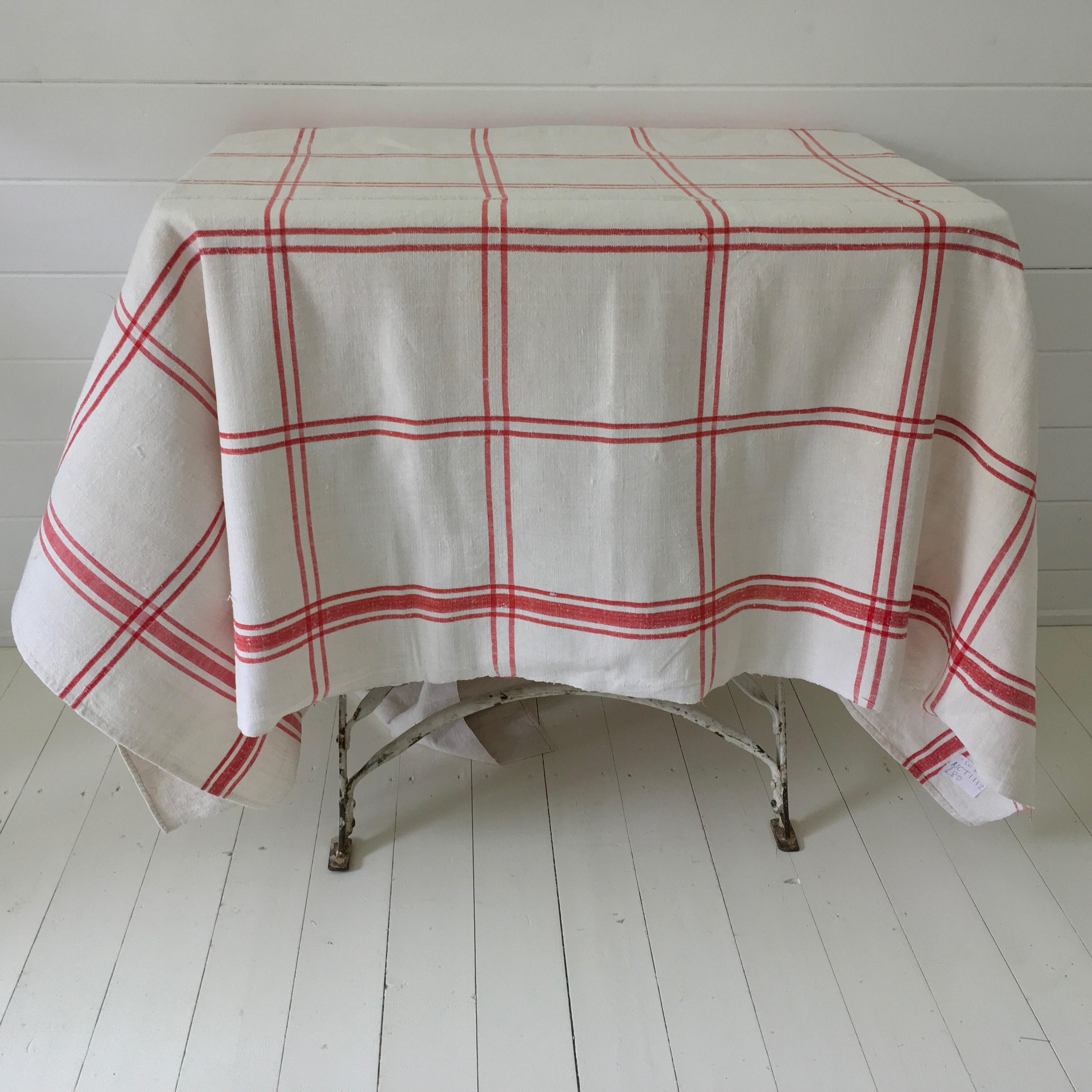 NCT1112 Red Stripe Tablecloth Linen for Cafe Tables