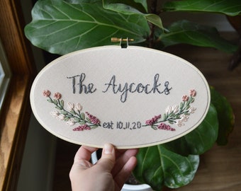 Family name embroidery hoop, Custom Sign, Last name anniversary gift, Linen Anniversary, wildflowers embroidery, Wedding Gift, Home Decor