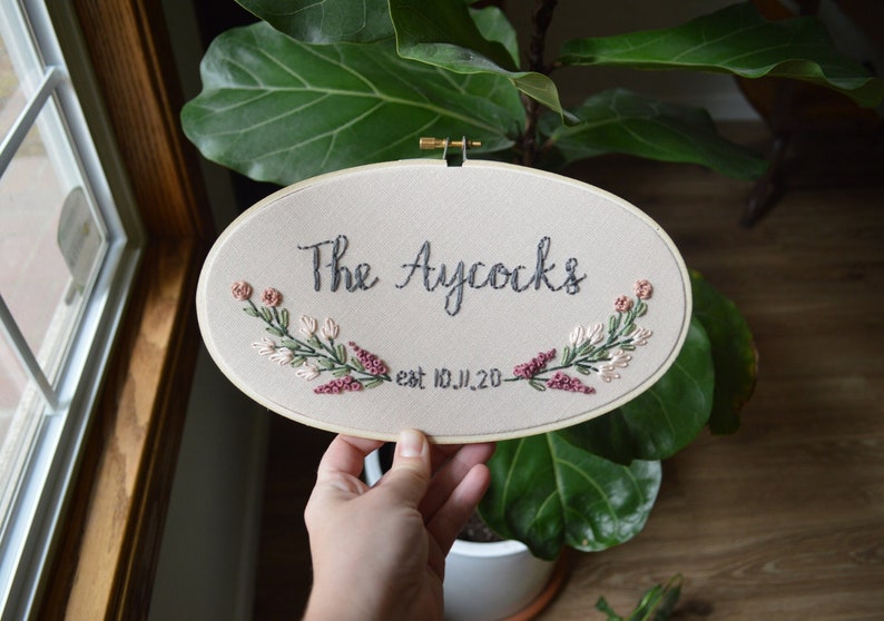 Family name embroidery hoop, Custom Sign, Last name anniversary gift, Linen Anniversary, wildflowers embroidery, Wedding Gift, Home Decor