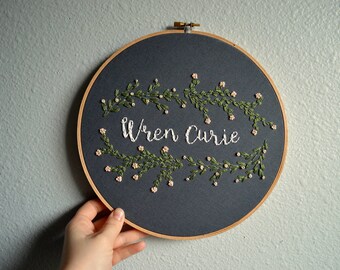 Custom Name Embroidery Hoop, Botanical Art, Baby Name Wall Hanging, Leaves & Vines Plant Art, Nature Inspired, Modern Home Decor