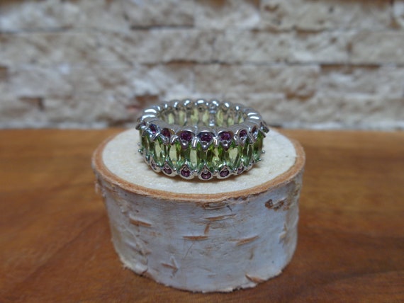 Peridot and Rhodolite Garnet Eternity Band in 14K… - image 2