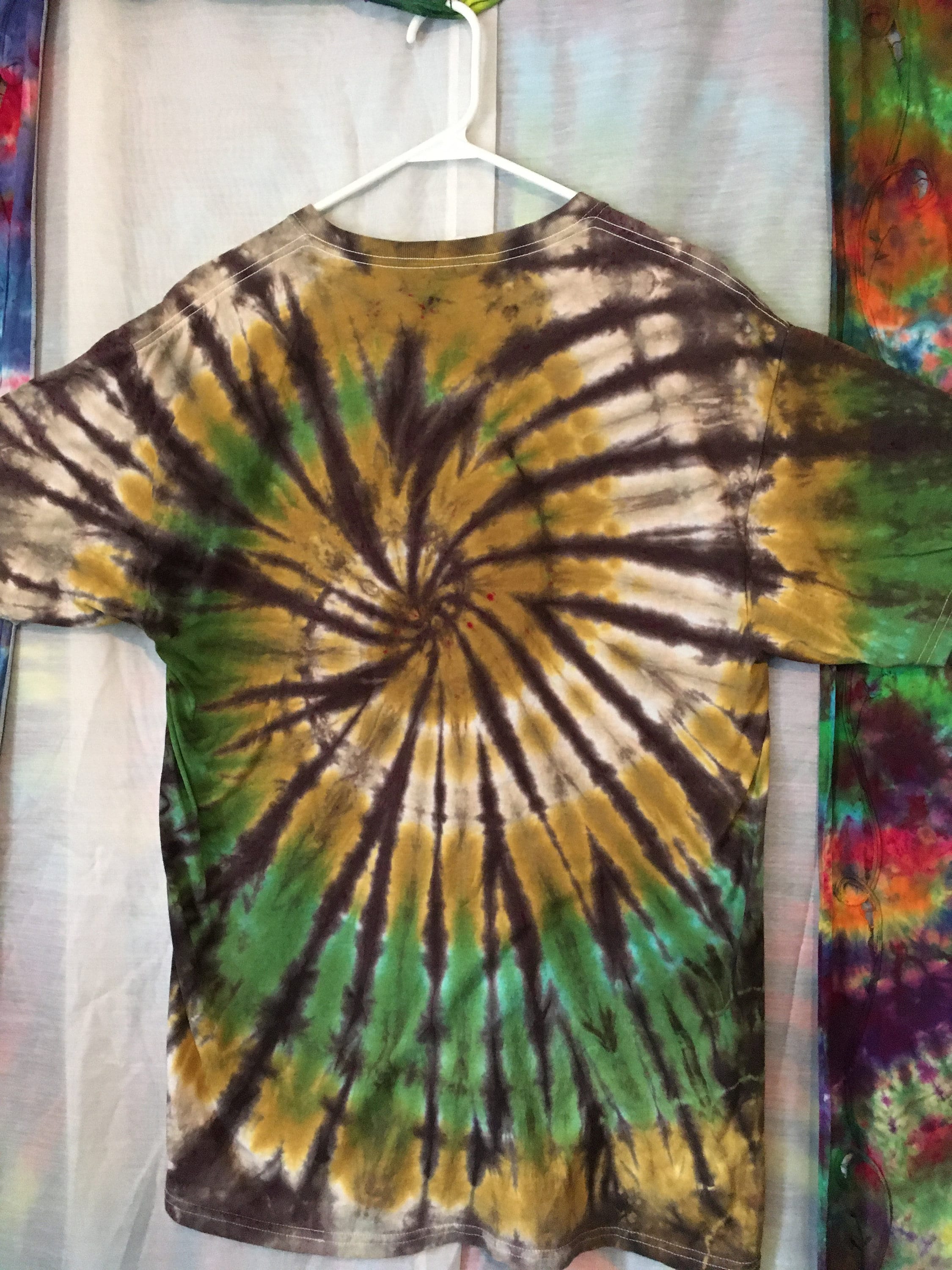 Spiral Tie Dyed T Shirt Green Gold and Brown Mens Large | Etsy