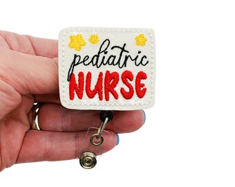 Pädiatrische Krankenschwester Abzeichen Reel, Krankenschwester Geschenk, RN Badge Reel, RN Geschenke, Krankenschwester Namensschild, Krankenschwester Ausweishalter, Nursing Badge Reel, Krankenschwester Zubehör