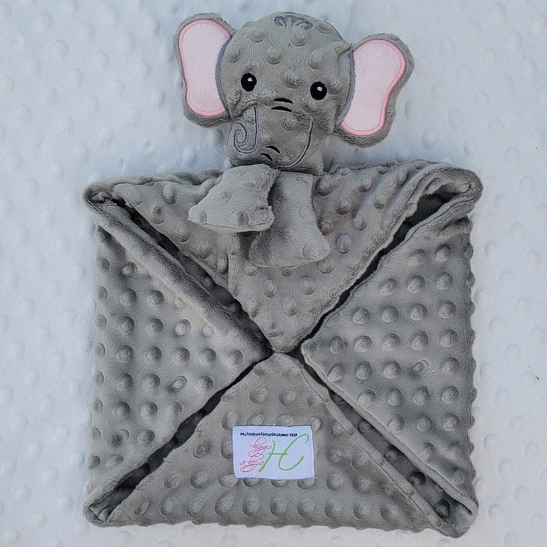 Elephant Lovie Lovie animal personnalisé Couverture de sécurité personnalisée Cadeau bébé personnalisé Lovie brodée Lovey Woobie Minky image 3