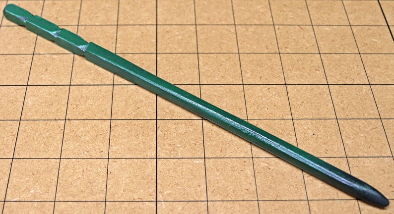 10 in - Hand Crafted OOAK 0037 Green Hand Carved Master Class Magic Wand