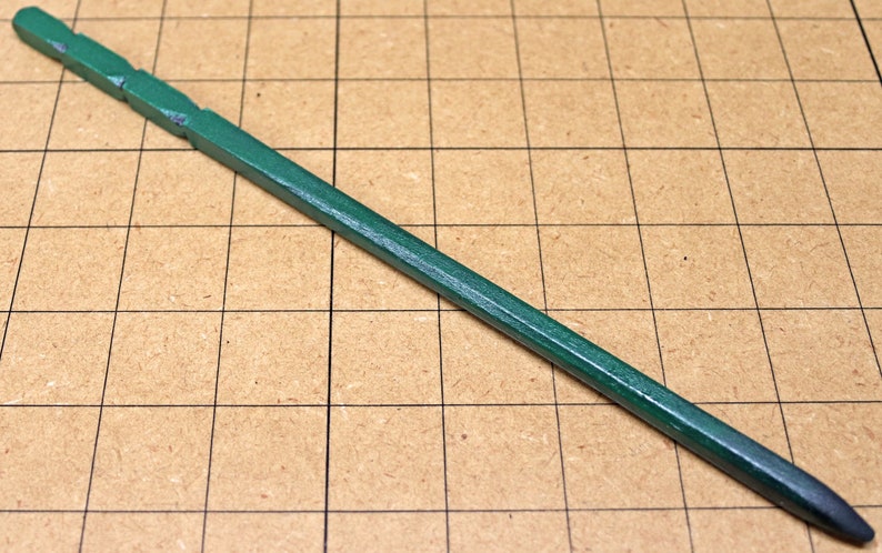 10 in - Hand Crafted OOAK 0037 Green Hand Carved Master Class Magic Wand