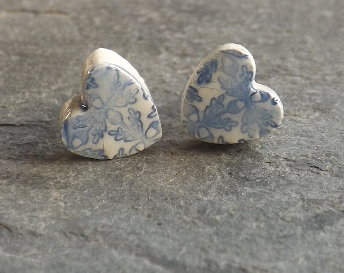 Oak Leaf and Acorn ceramic and sterling silver heart stud earrings in blue