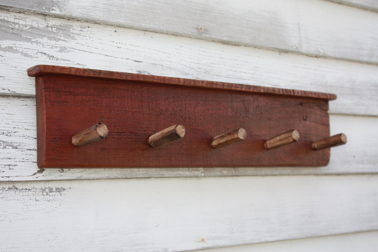 5 Peg Wall Mounted Reclaimed Red Barn Wood Peg Rack Etsy