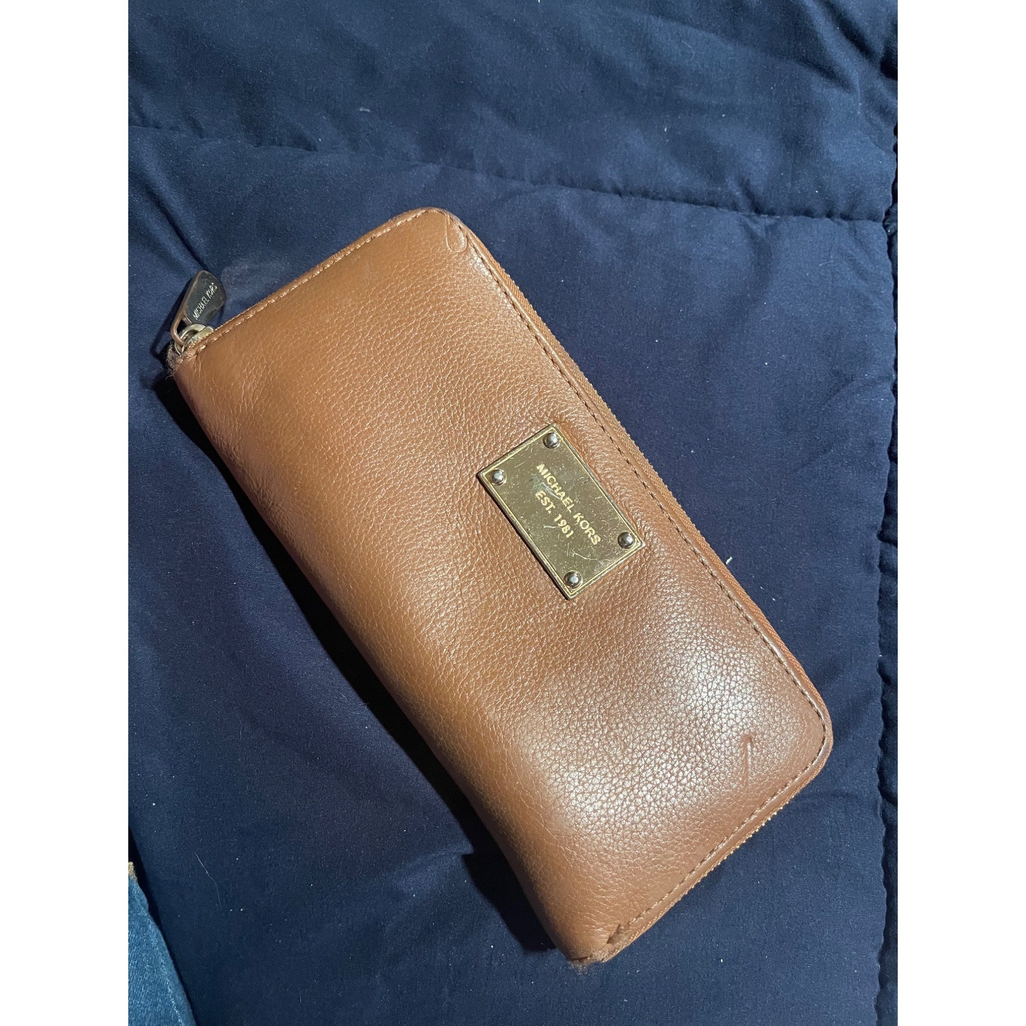 MICHAEL KORS WALLET - BROWN/BLUE Like New