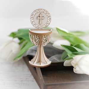 Calice 3D de la première communion 05– Panneau de particules décoratif découpé au laser