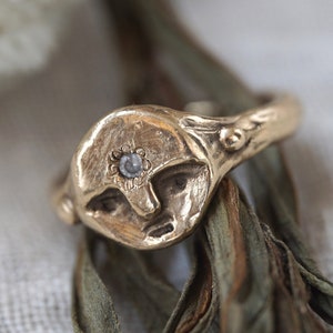 Earth people gold ring with diamond //solid 14K gold ring engagement ring with stone. Face ring 585 gold. Gold moon face ring 9K diamond