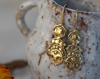 Earth people earrings / dangling earrings with face. Aztec earrings Mexican style silver moon face statement earrings