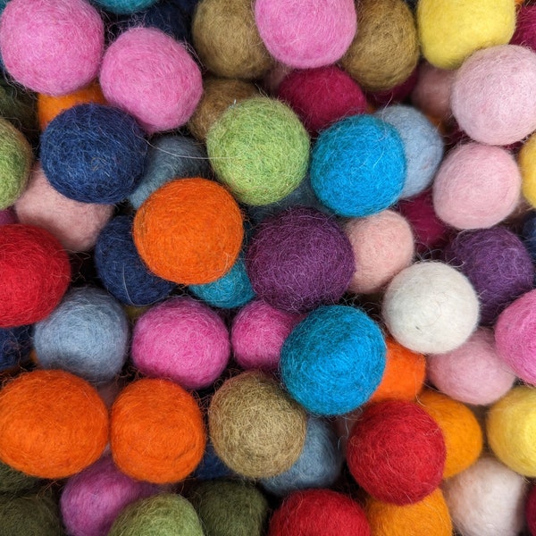 2.5 cm or 1 cm assorted (50Pics) Wool Felt Balls, Felted Balls, DIY Garland Kit, Wool Felt Balls, Felt Pom Pom, Handmade, Custom Felt Balls