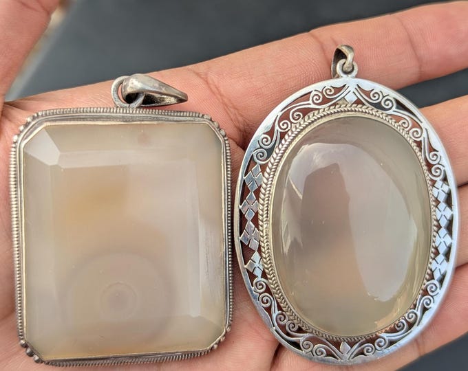 Handmade Moonstone Silver Handmade Pendant: 925 Sterling Silver Pendant. (p7-018)