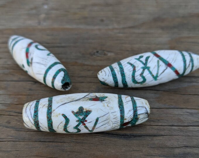 2Pics 18mm x 23mm Handcraft 2 Beads Scrip Om - Conch Shell 5 Beads Parcel inlay work, conch shell