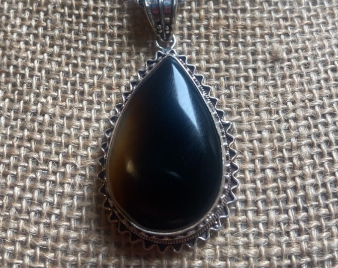 P3/31 - Natural Black Onyx Gemstone of Silver Pendant (T12-031)