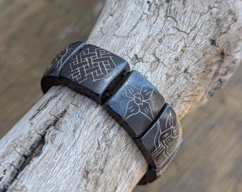 Hand-Carved Yak Bone Bracelet, Tibetan Om Symbol, Adjustable Spirit Jewelry (BBR1D)