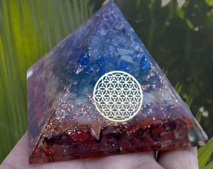 7 Chakra. Metaphysical Healing & Meditation, Energy Cleanse and  Generator Orgone Pyramid, EMF Protection, Home Protection Gift, love