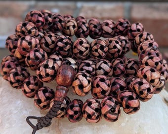Tibetan Handmade Buddhist Yak Bone Mala with Intricate Carved Lotus Bead - Sacred Meditation & Prayer Beads for Spiritual Practice (bm-117)